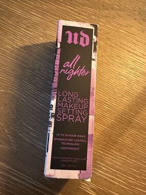 New Urban Decay All Nighter Long-Lasting Makeup Setting Spray